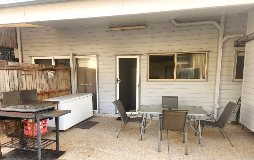 Ofishal Unit BBQ area Ofishal Unit BBQ area